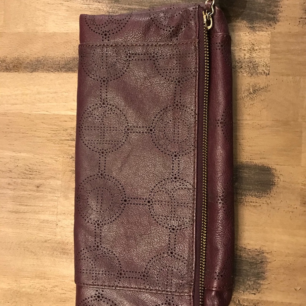 Henri Bendel clutch